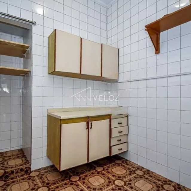 Apartamento à venda com 2 quartos, 61m² - Foto 27