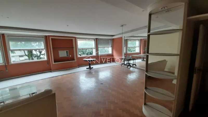 Apartamento à venda com 3 quartos, 130m² - Foto 19