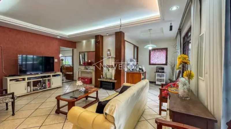 Cobertura à venda com 4 quartos, 236m² - Foto 4
