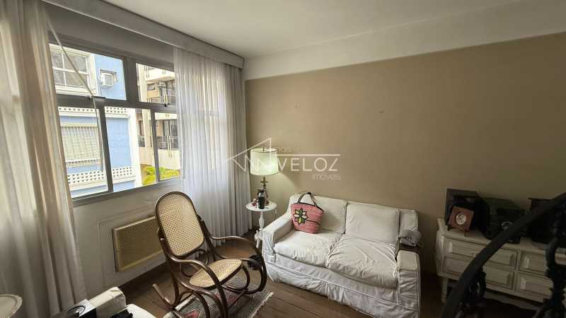 Cobertura à venda com 3 quartos, 242m² - Foto 2