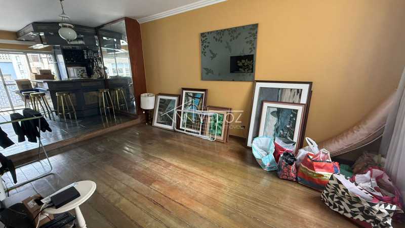 Cobertura à venda com 3 quartos, 242m² - Foto 18