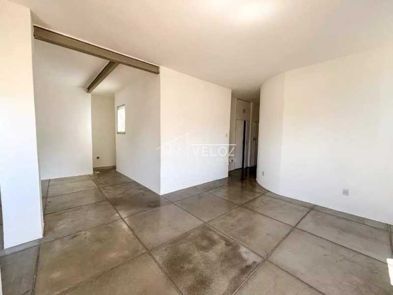 Apartamento à venda com 2 quartos, 135m² - Foto 3