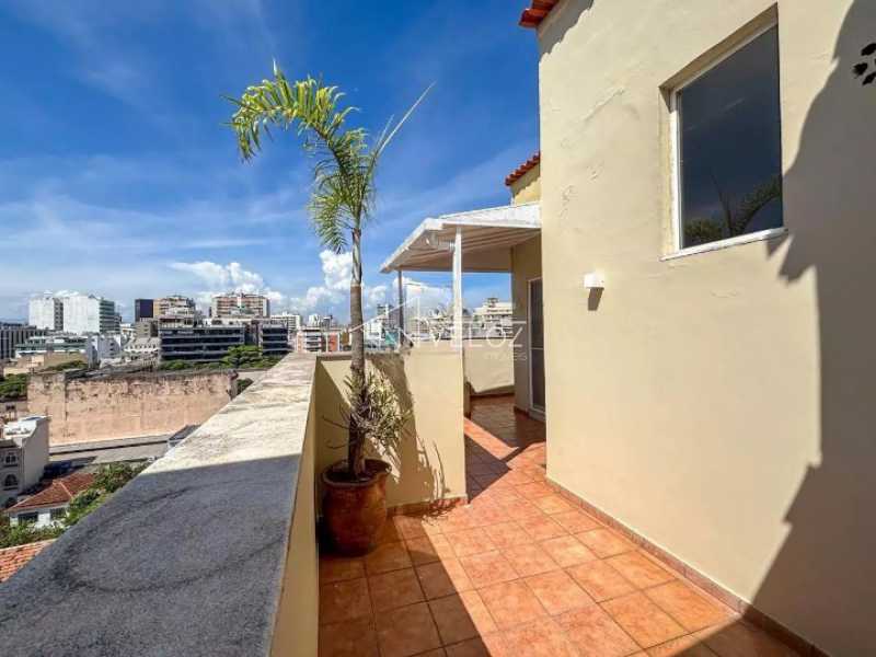 Apartamento à venda com 2 quartos, 135m² - Foto 9