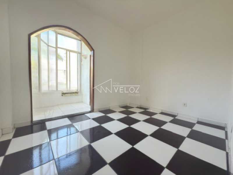 Apartamento à venda com 1 quarto, 36m² - Foto 1