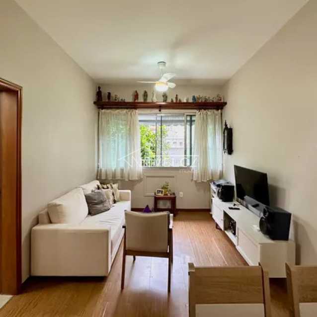 Apartamento à venda com 3 quartos, 86m² - Foto 1
