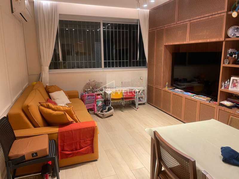 Apartamento à venda com 2 quartos, 74m² - Foto 2