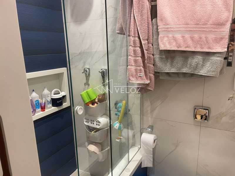 Apartamento à venda com 2 quartos, 74m² - Foto 18