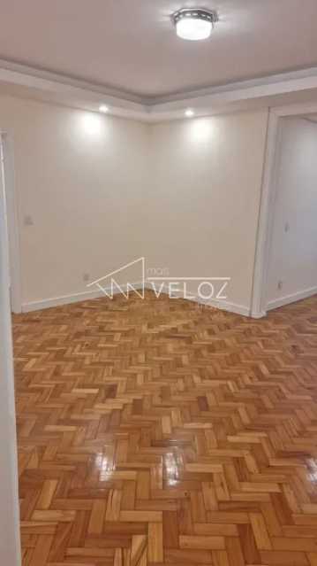 Apartamento à venda com 3 quartos, 122m² - Foto 9