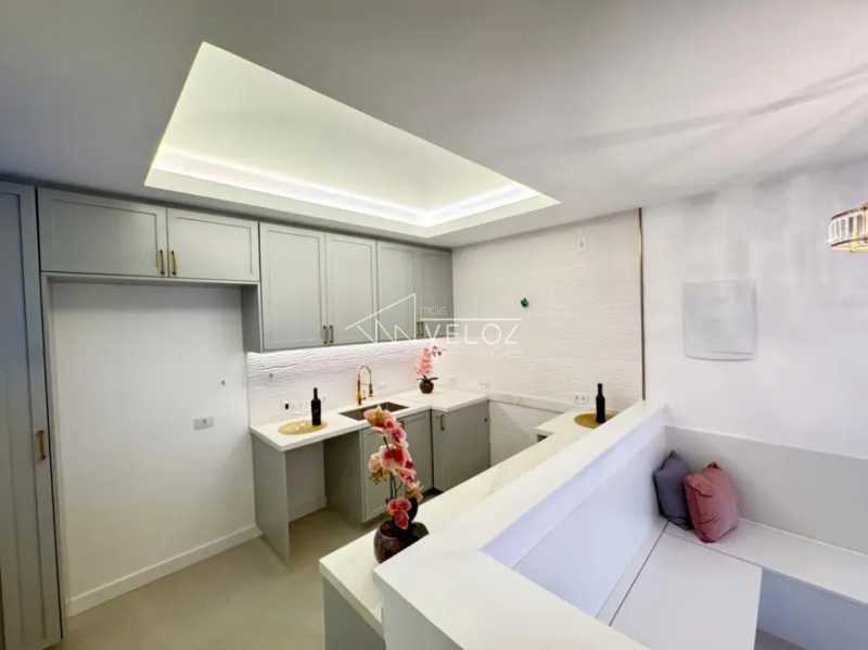 Apartamento à venda com 3 quartos, 105m² - Foto 19