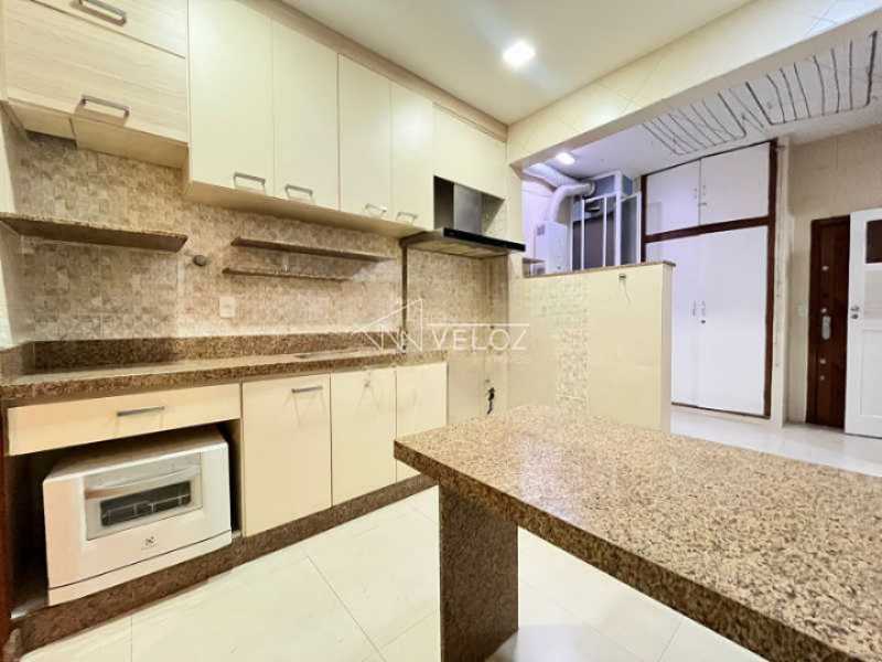 Apartamento, 3 quartos, 140 m² - Foto 2