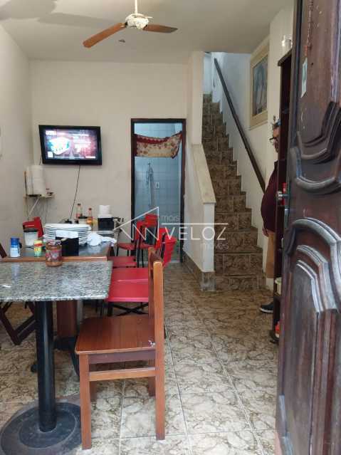 Casa de Vila à venda com 1 quarto, 60m² - Foto 3