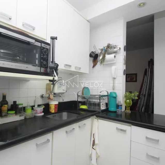Apartamento à venda com 2 quartos, 65m² - Foto 17