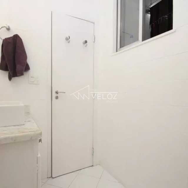 Apartamento à venda com 2 quartos, 65m² - Foto 24
