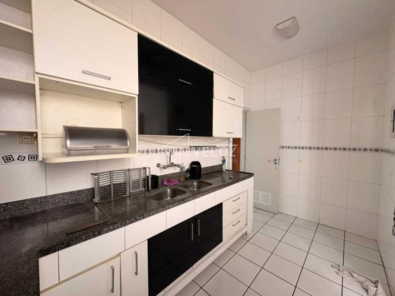 Cobertura, 3 quartos, 180 m² - Foto 13