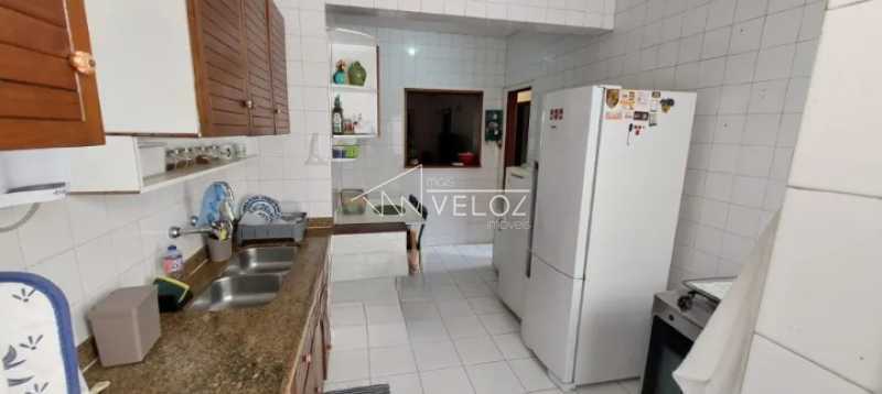 Apartamento à venda com 3 quartos, 140m² - Foto 18