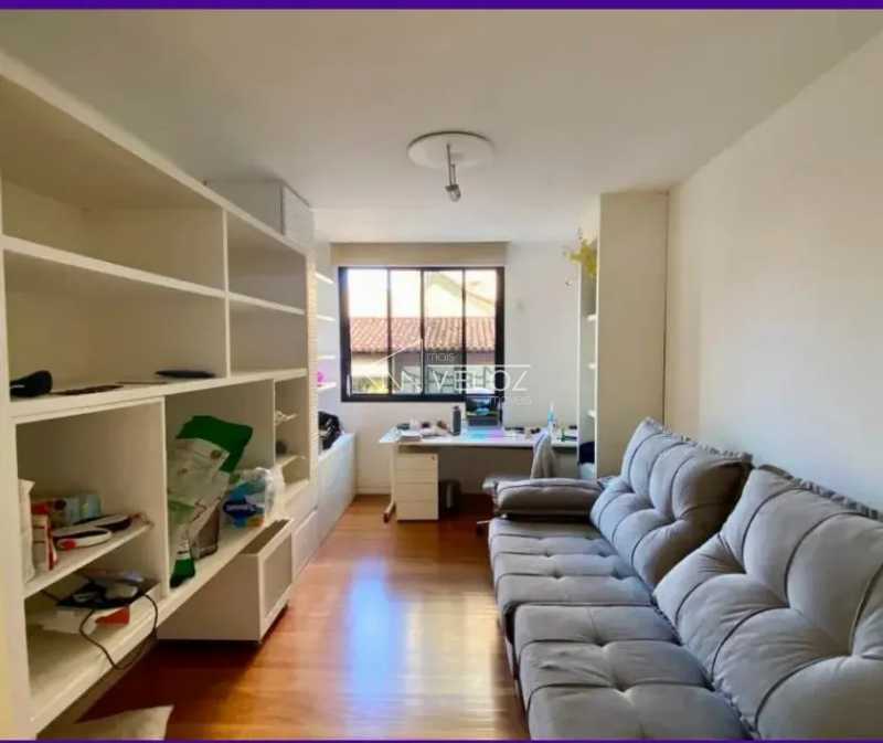 Apartamento à venda com 4 quartos, 233m² - Foto 3