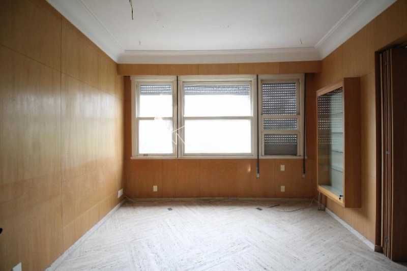 Apartamento à venda com 4 quartos, 130m² - Foto 7