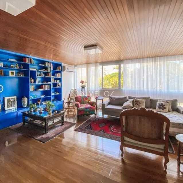 Apartamento, 3 quartos, 140 m² - Foto 2