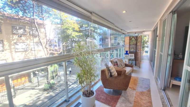 Apartamento à venda com 3 quartos, 131m² - Foto 13