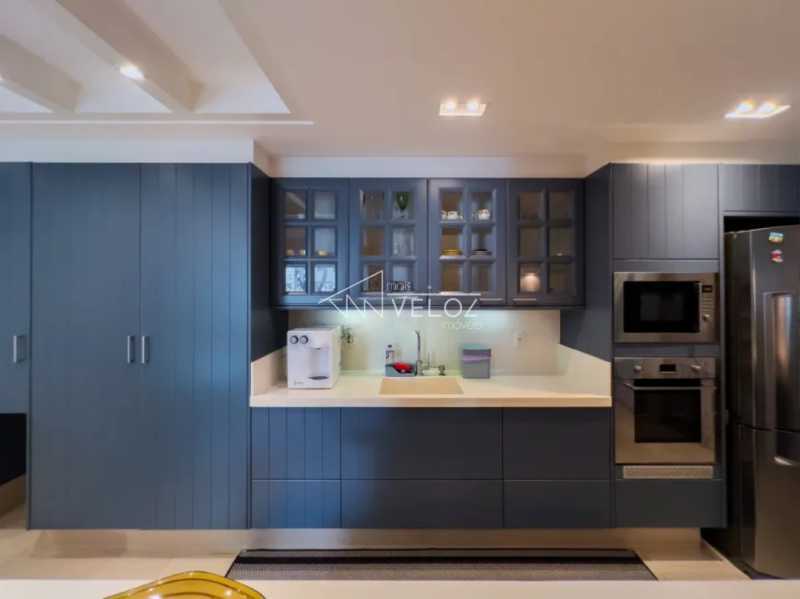 Apartamento, 3 quartos, 131 m² - Foto 2