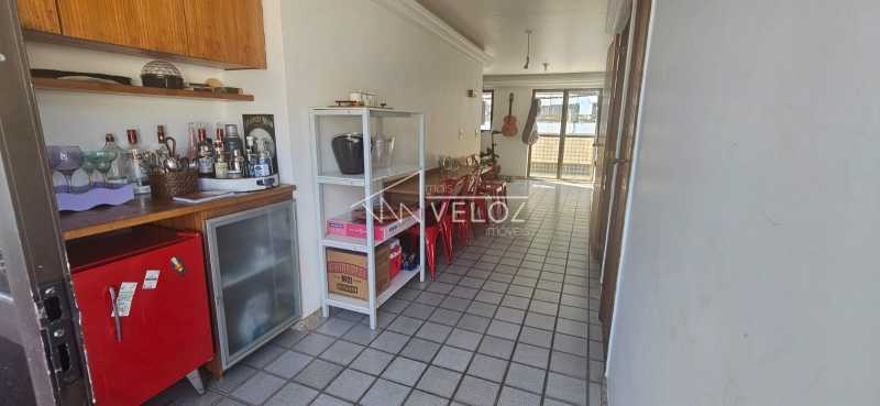Cobertura à venda com 3 quartos, 238m² - Foto 6
