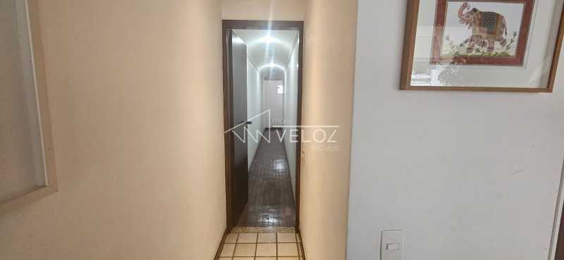 Cobertura à venda com 3 quartos, 238m² - Foto 18