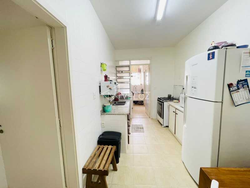 Apartamento à venda com 3 quartos, 118m² - Foto 8