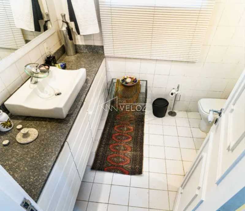 Casa à venda com 6 quartos, 480m² - Foto 5