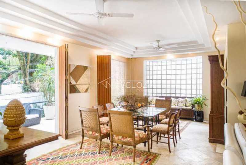 Casa à venda com 6 quartos, 480m² - Foto 12