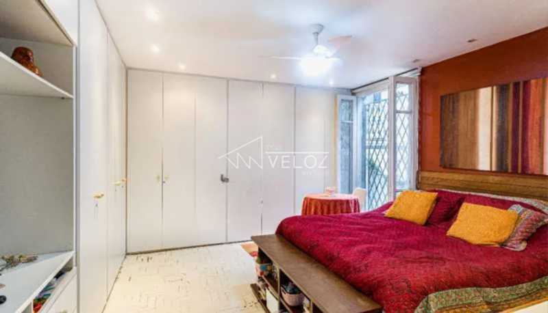 Casa à venda com 6 quartos, 480m² - Foto 28
