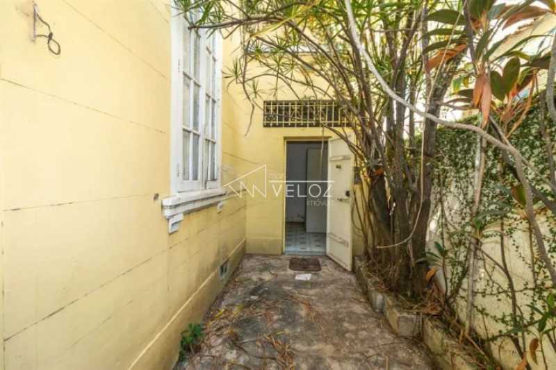 Casa Comercial à venda com 5 quartos, 187m² - Foto 3