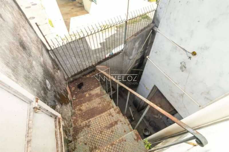 Casa Comercial à venda com 5 quartos, 187m² - Foto 13