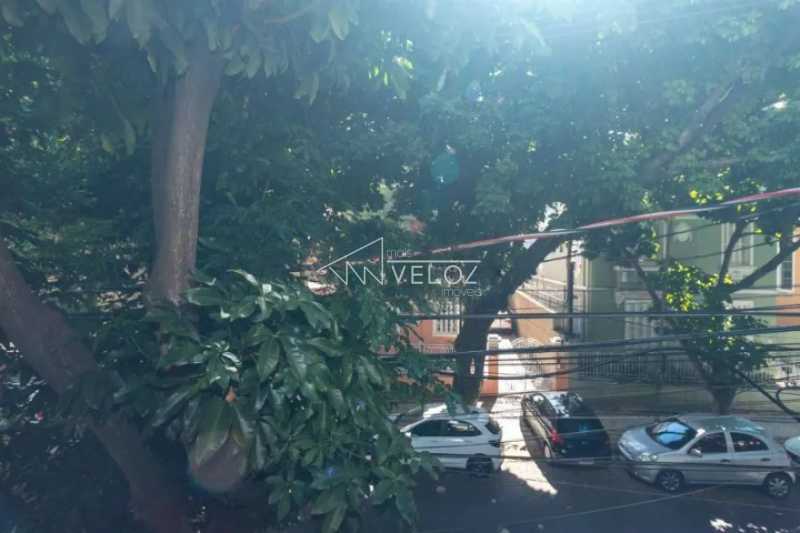 Casa Comercial à venda com 5 quartos, 187m² - Foto 2