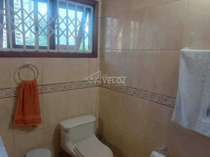 Casa à venda com 4 quartos, 229m² - Foto 13