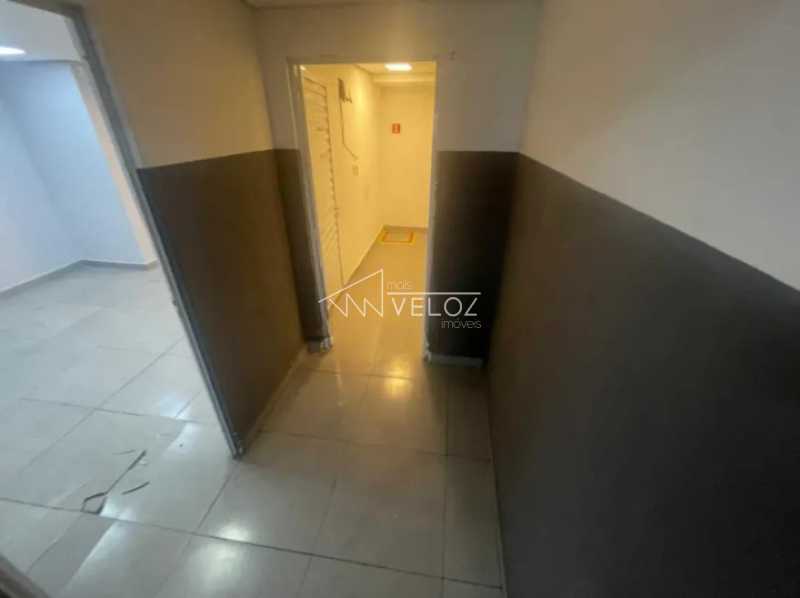 Depósito-Galpão-Armazém à venda, 916m² - Foto 17
