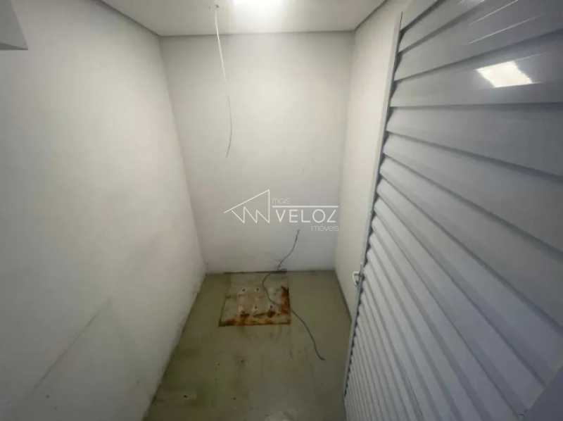 Depósito-Galpão-Armazém à venda, 916m² - Foto 18