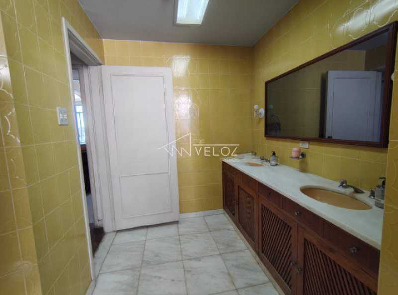 Apartamento, 3 quartos, 216 m² - Foto 2