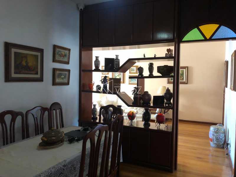 Apartamento, 3 quartos, 145 m² - Foto 1