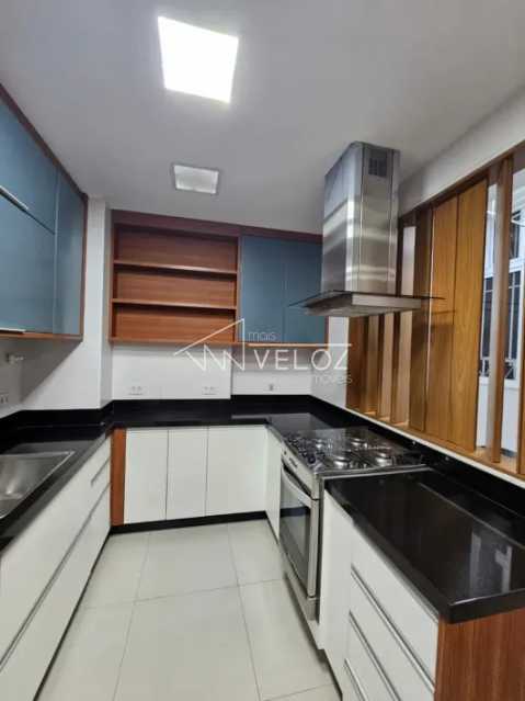 Apartamento, 3 quartos, 131 m² - Foto 2