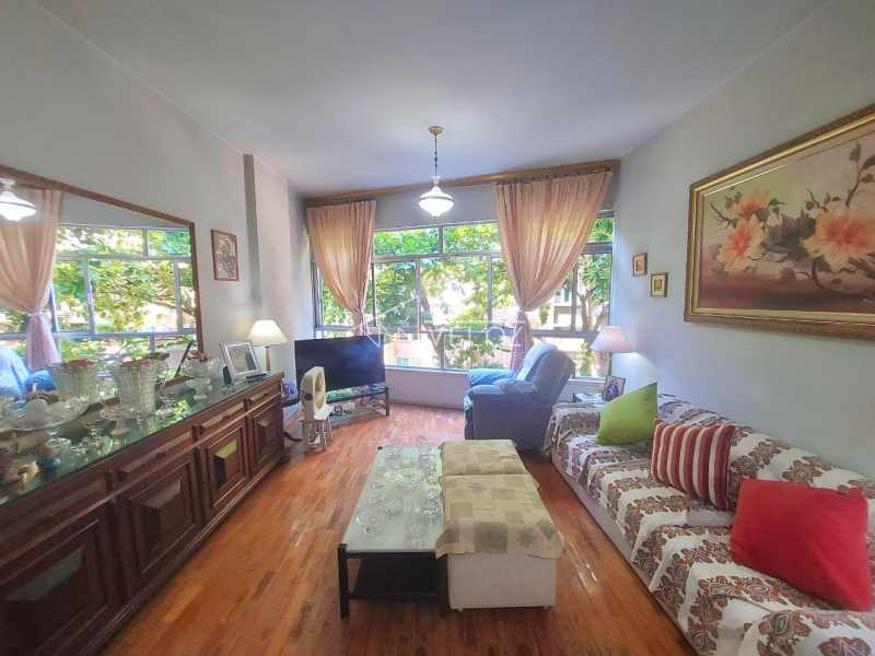 Apartamento, 3 quartos, 121 m² - Foto 1