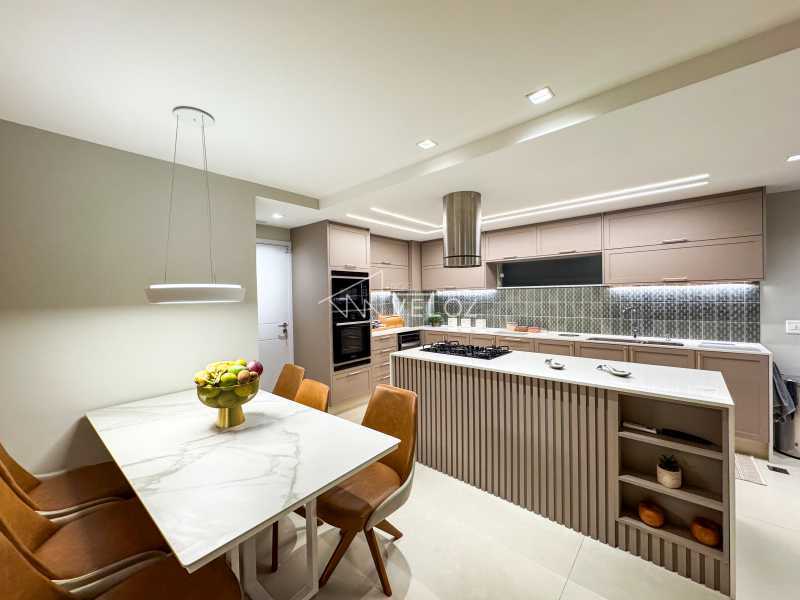 Apartamento, 4 quartos, 259 m² - Foto 1