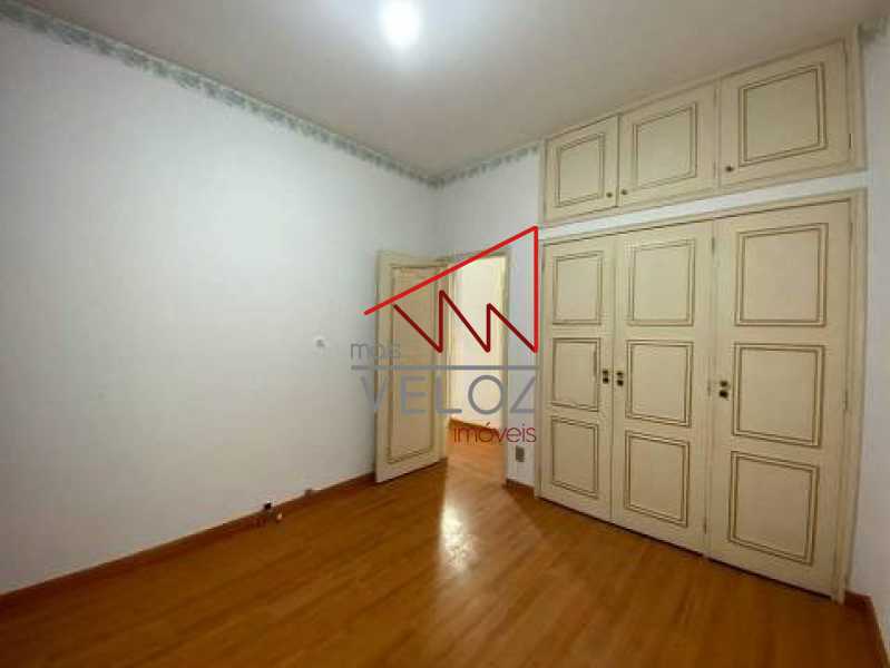 Apartamento à venda com 4 quartos, 300m² - Foto 12