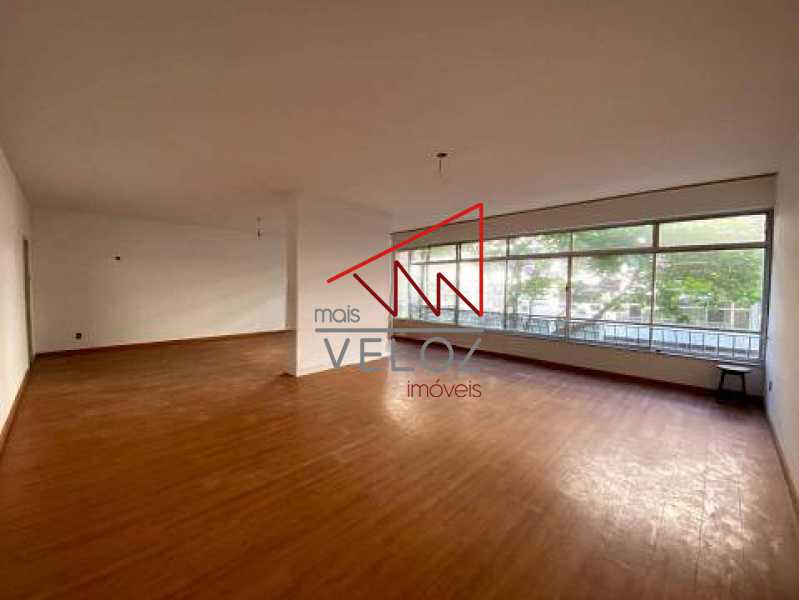 Apartamento à venda com 4 quartos, 300m² - Foto 2