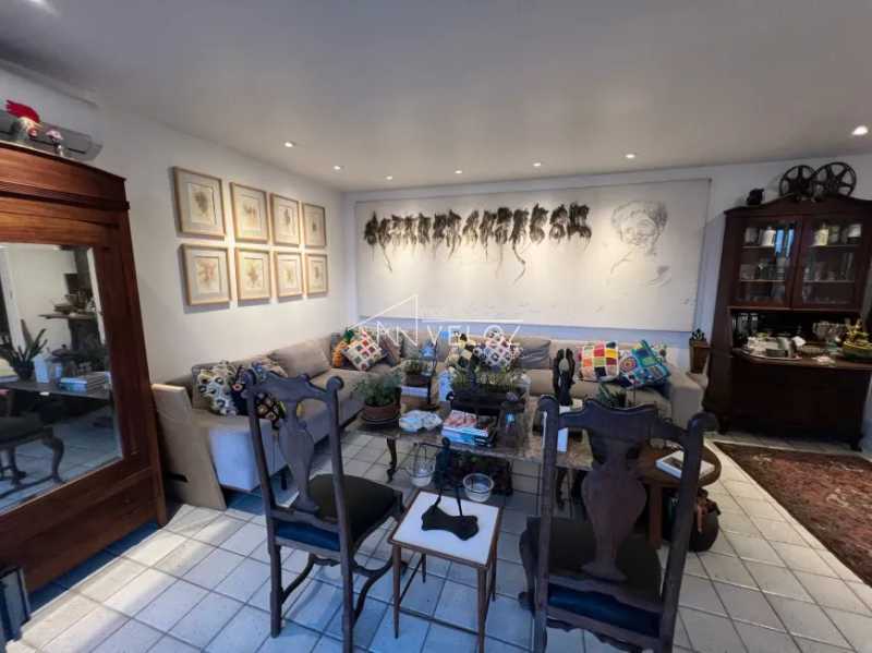 Cobertura, 3 quartos, 209 m² - Foto 9