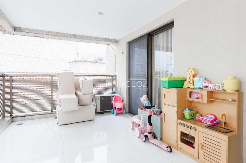 Cobertura, 3 quartos, 252 m² - Foto 23