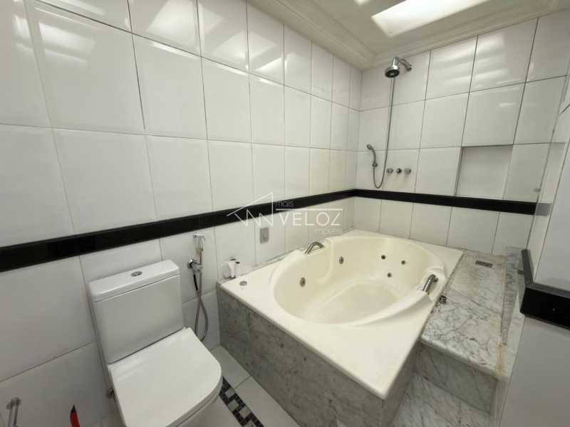 Apartamento, 3 quartos, 216 m² - Foto 9