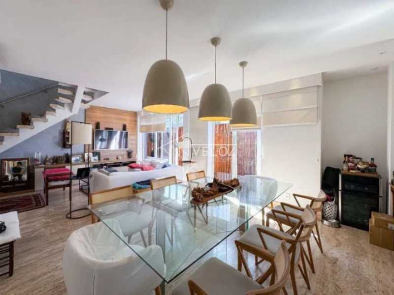 Cobertura, 3 quartos, 174 m² - Foto 1