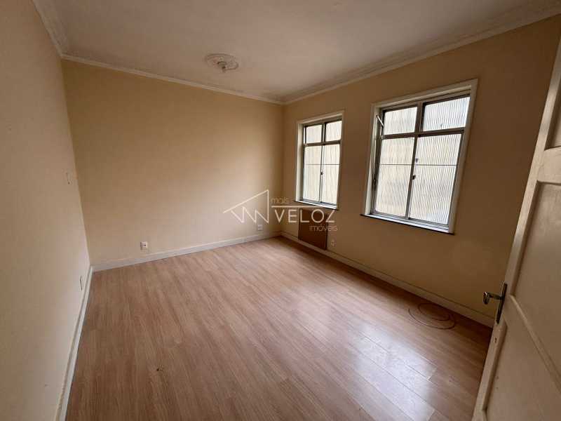 Apartamento, 3 quartos, 140 m² - Foto 1
