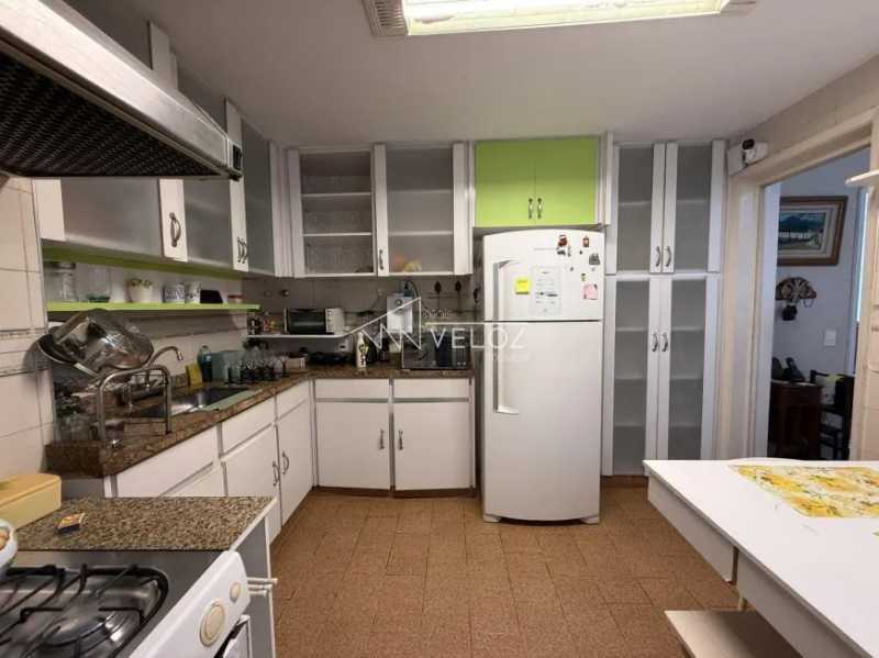 Apartamento, 3 quartos, 140 m² - Foto 12