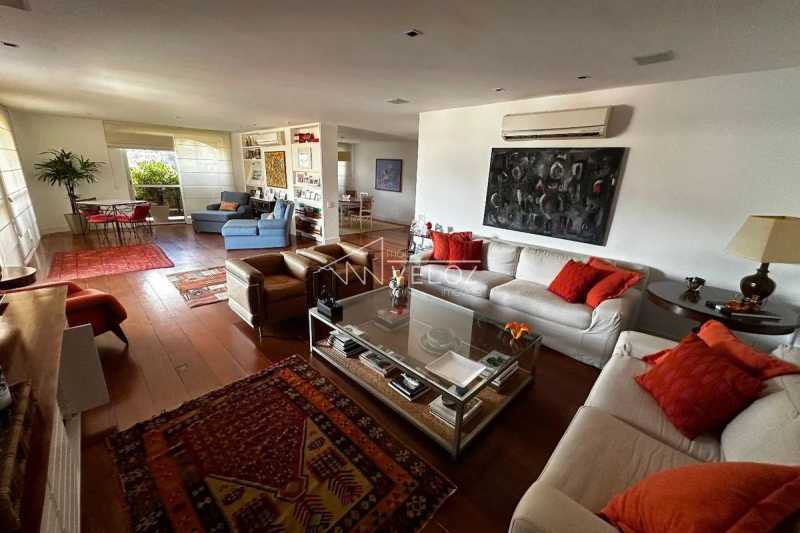 Apartamento, 3 quartos, 253 m² - Foto 12